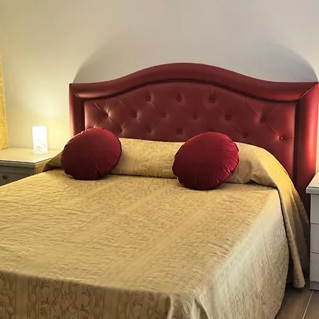 Cavour Luxury Καταντζάρο