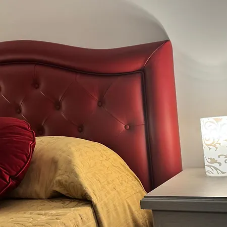 Cavour Luxury Bed & Breakfast *
