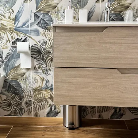 Cavour Luxury Couette-café