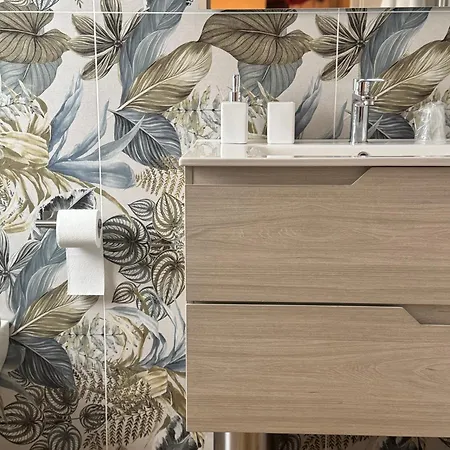 לינה וארוחת בוקר Cavour Luxury קטנזארו