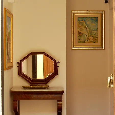 Cavour Luxury Bed and Breakfast