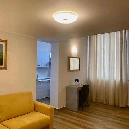 Cavour Luxury