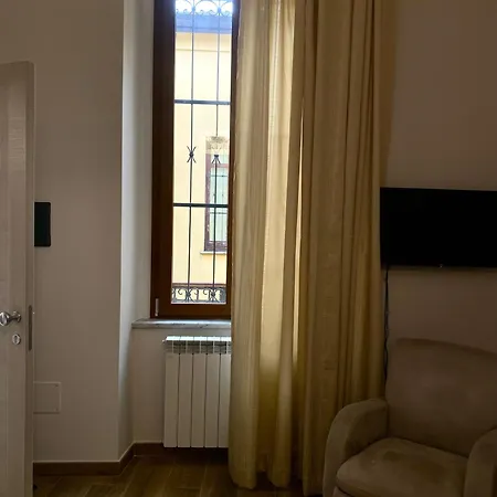 לינה וארוחת בוקר Cavour Luxury