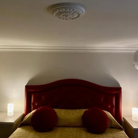 Cavour Luxury