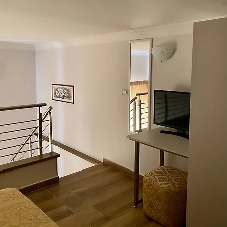 Cavour Luxury Bed & Breakfast
