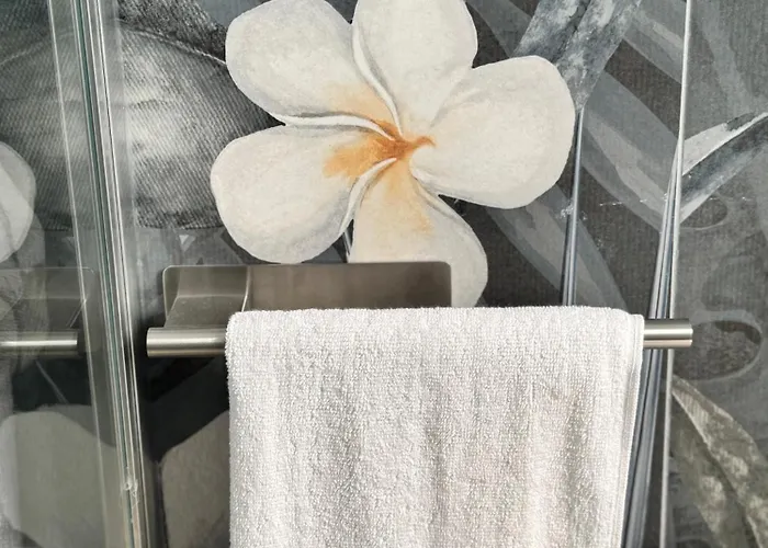 فندق مبيت وإفطار Cavour Luxury 3*